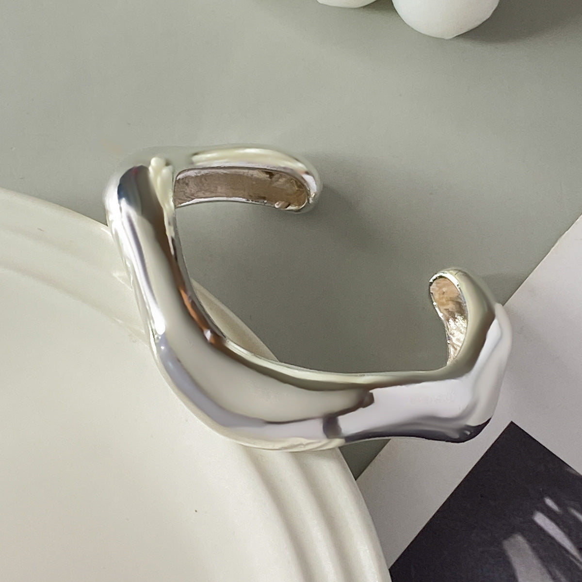 Hip Hop Water Drop Cuff Wide Bangles Vintage Punk Gold Silver Color Geometric Spring Bangles Women Bracelets Men Jewelry