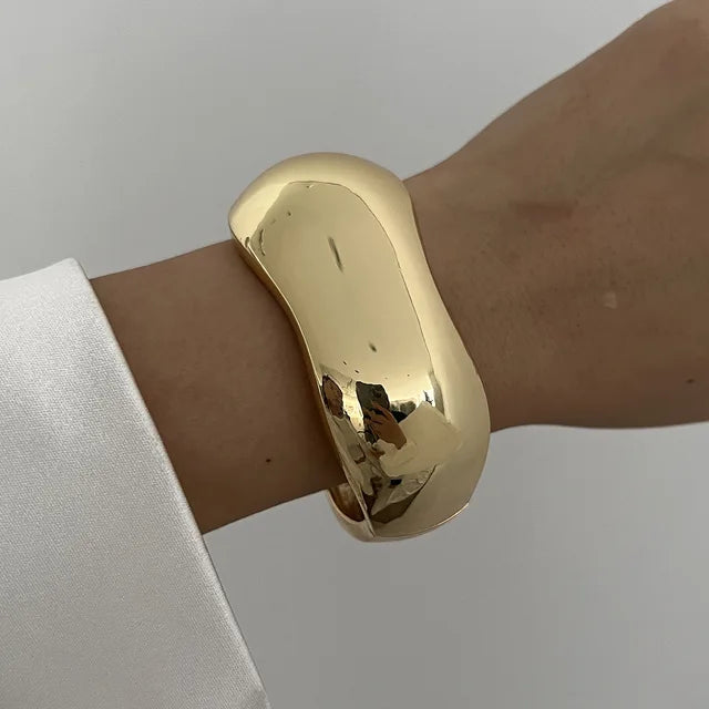 Hip Hop Water Drop Cuff Wide Bangles Vintage Punk Gold Silver Color Geometric Spring Bangles Women Bracelets Men Jewelry