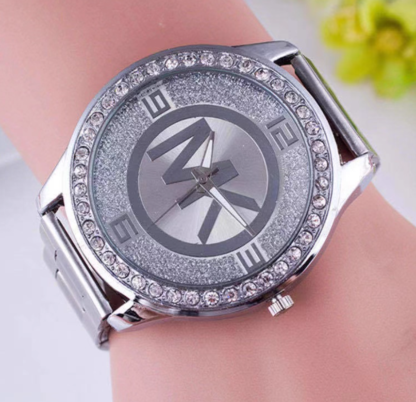 Alloy Diamond-Embedded Men's Wristwatch Fashion Trend Steel Strap Gift Student Watch